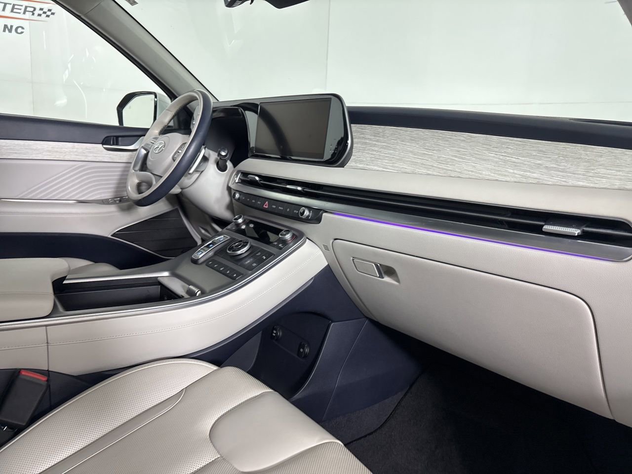 Used 2023 Hyundai Palisade Calligraphy w/ Cargo Package image 33