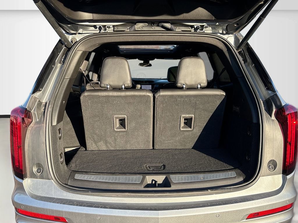 Used 2024 Cadillac XT6 Premium Luxury w/ LPO, Floor Liner Package image 28
