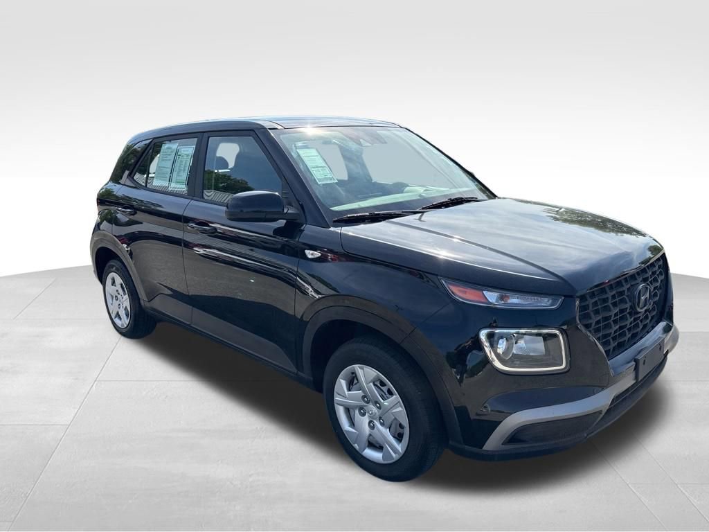 Used 2020 Hyundai Venue SE FWD image 8