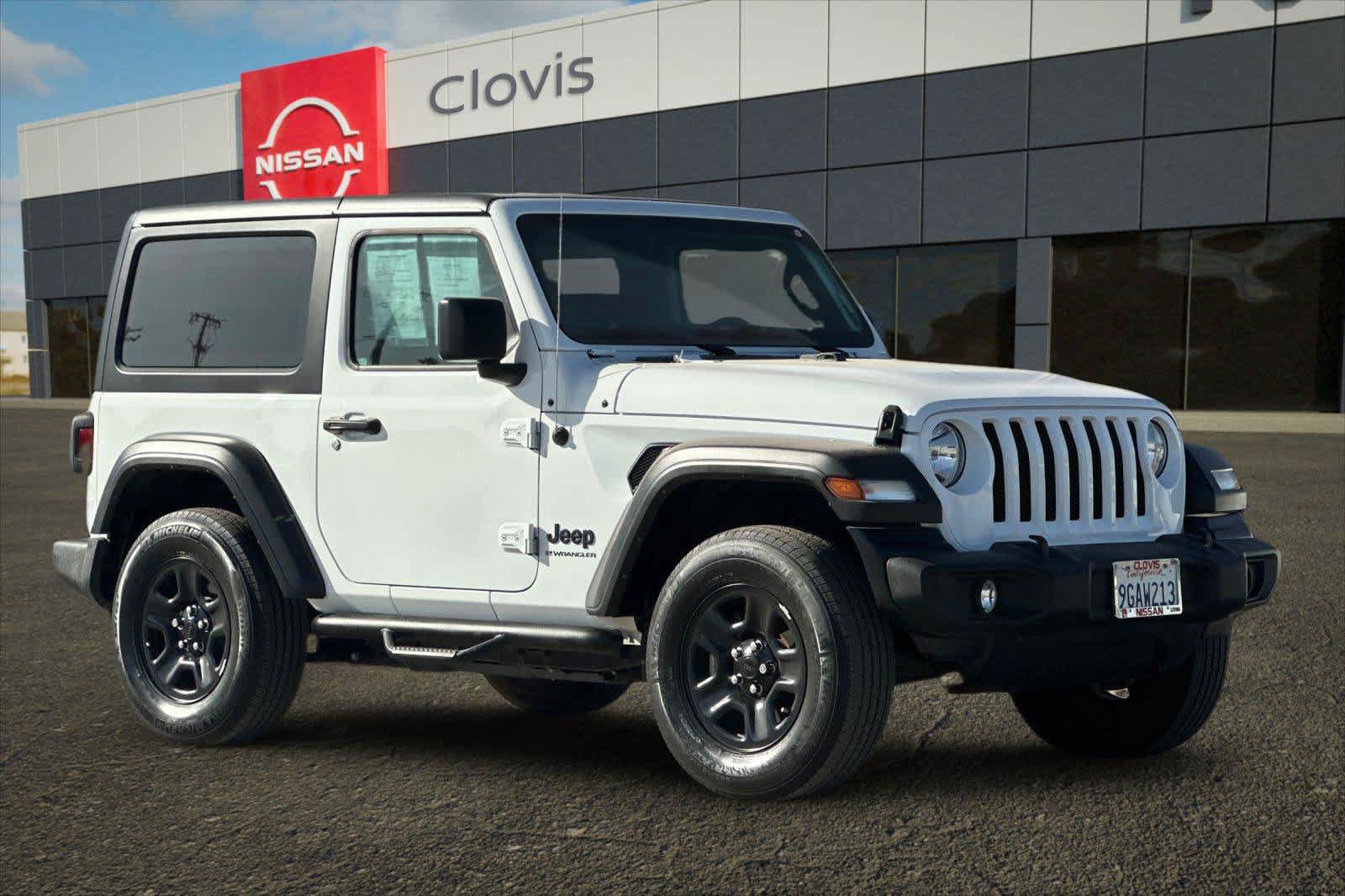 Used 2023 Jeep Wrangler Sport AWD/4WD image 9