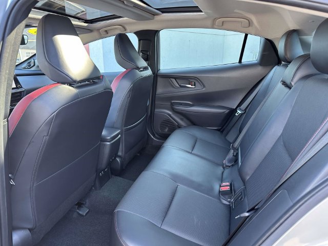 Used 2023 Toyota Prius Prime Premium FWD image 13