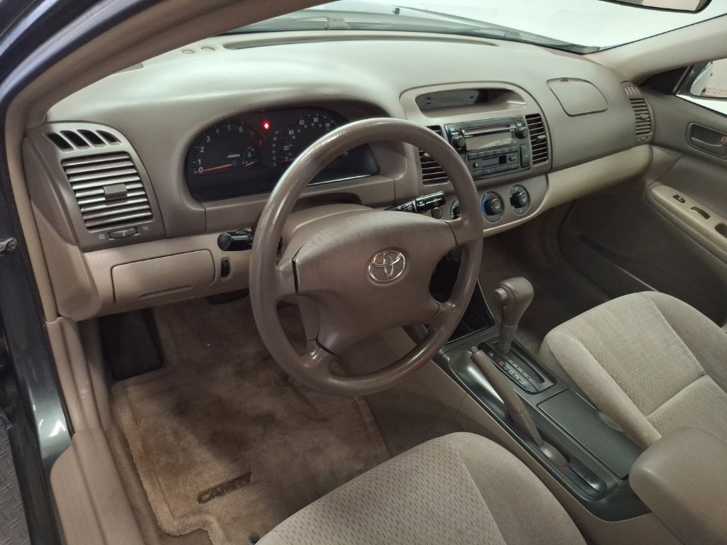 Used 2003 Toyota Camry LE FWD image 18