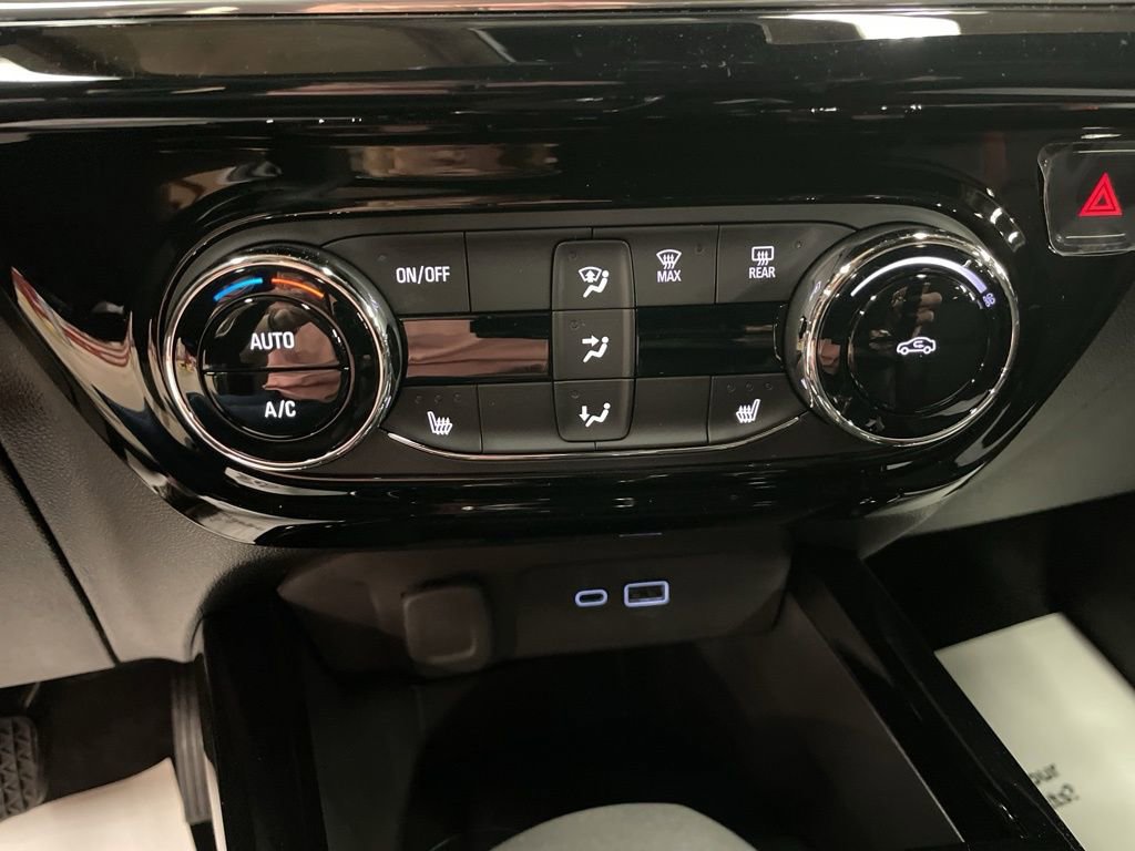 New 2026 Chevrolet Trax RS w/ Driver Confidence Package FWD image 23