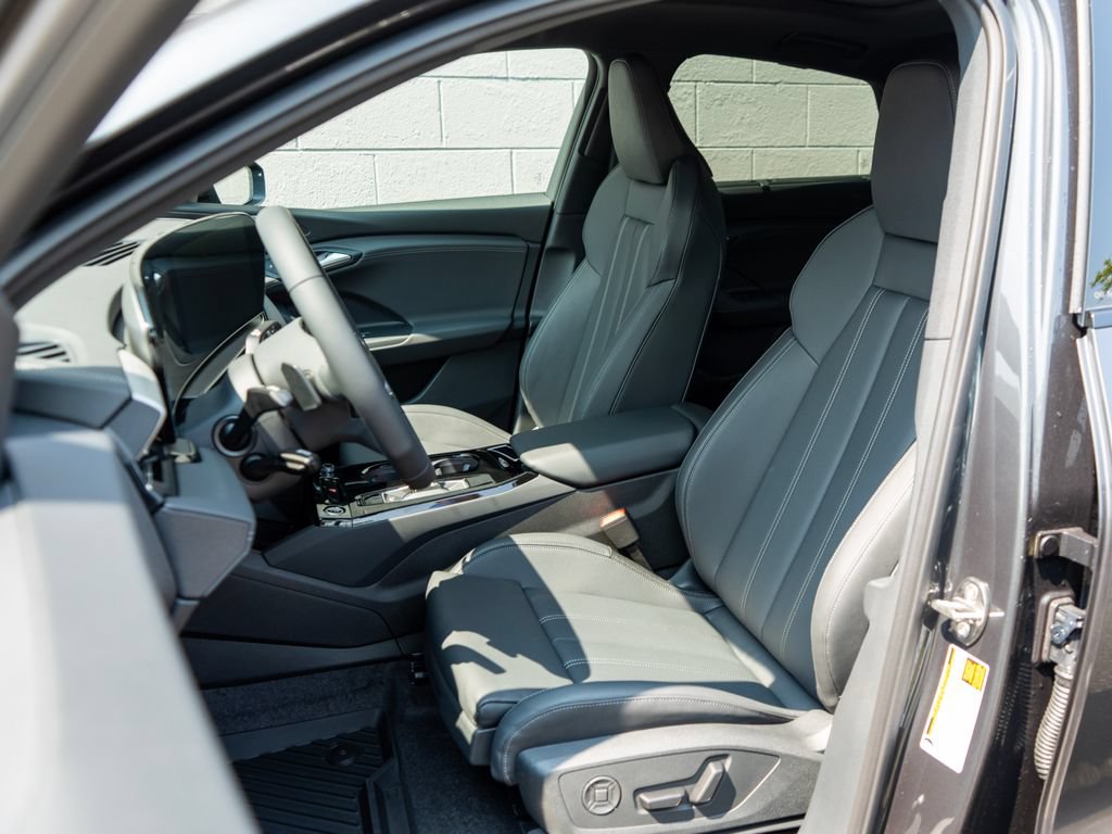 New 2027 Audi Q6 e-tron Premium Plus AWD/4WD image 8