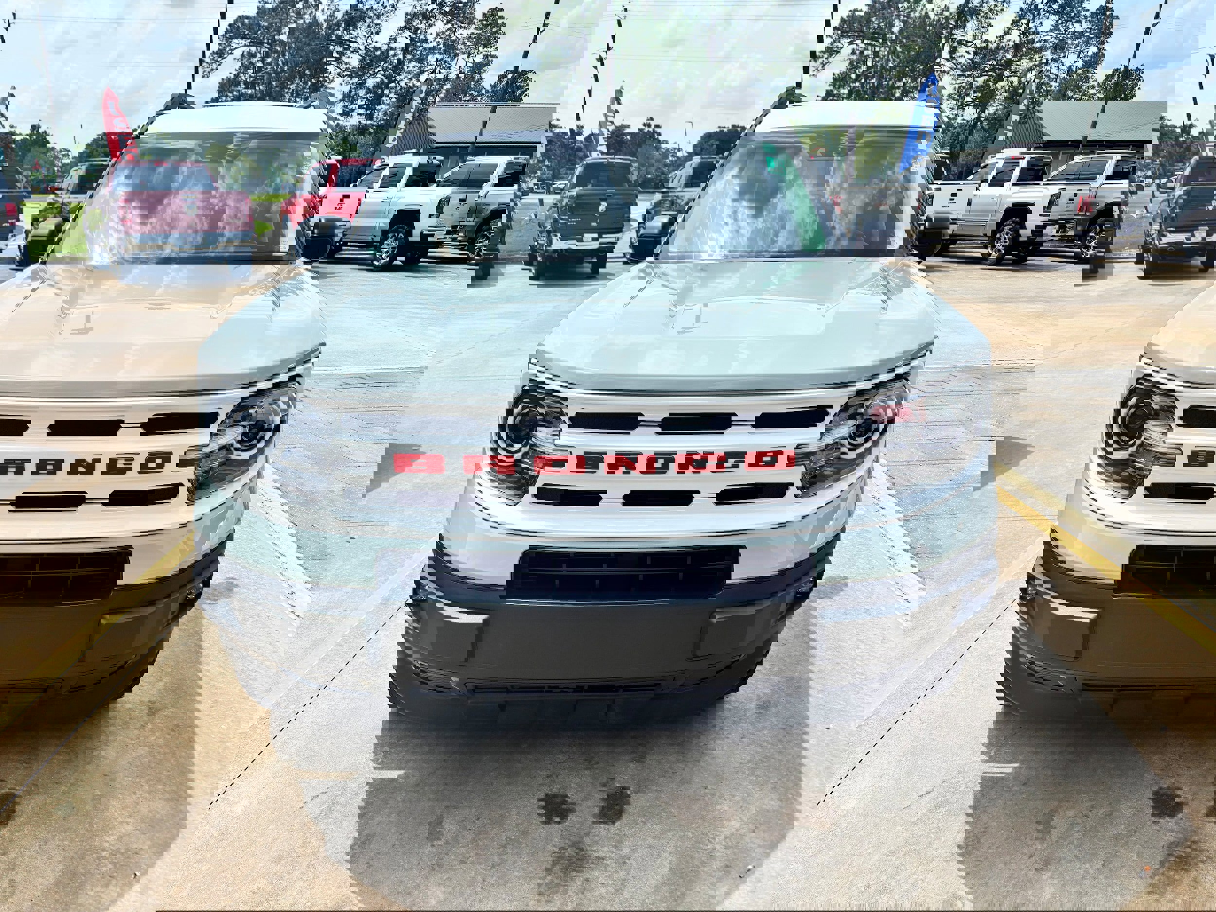 Used 2024 Ford Bronco Sport Heritage w/ Heritage Convenience Package image 2