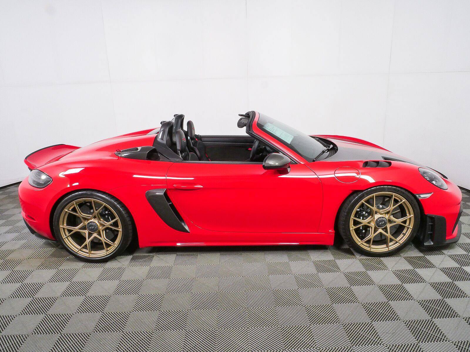 Certified 2025 Porsche 718 Boxster Spyder RS RWD image 25