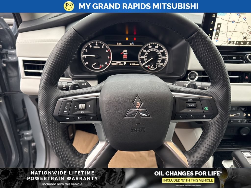 New 2026 Mitsubishi Outlander SE AWD/4WD image 16