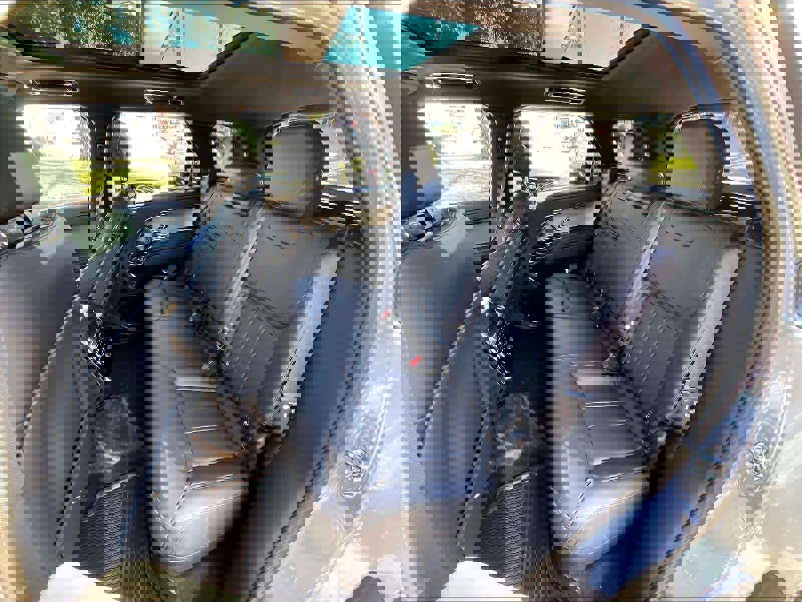 Used 2025 Land Rover Range Rover Sport S image 28