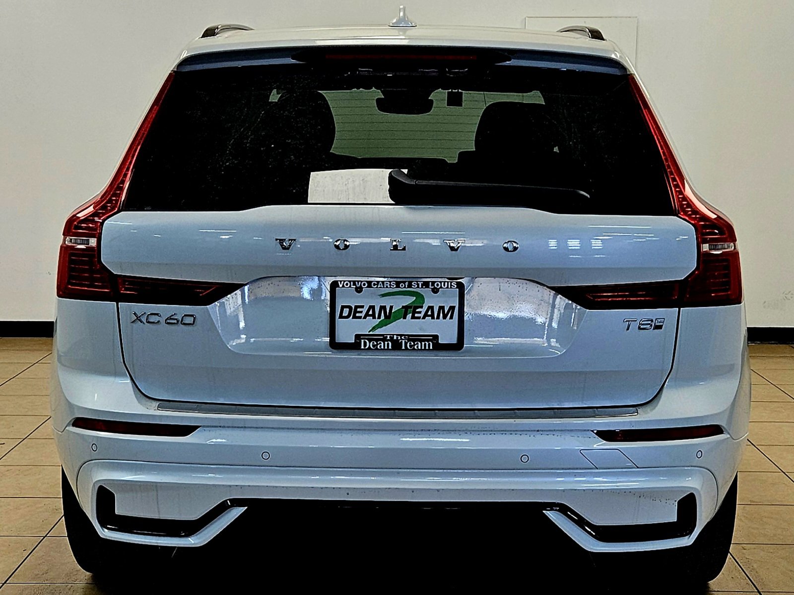 New 2025 Volvo XC60 T8 Core w/ Protection Package Premier image 9