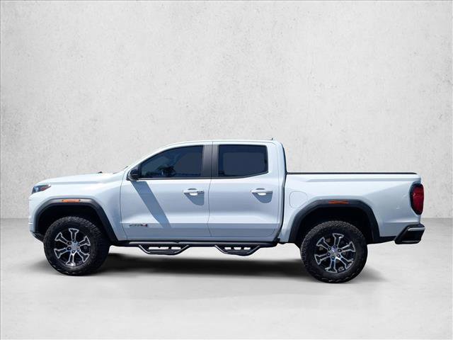 Used 2023 GMC Canyon AT4 w/ AT4 Premium Package AWD/4WD image 9