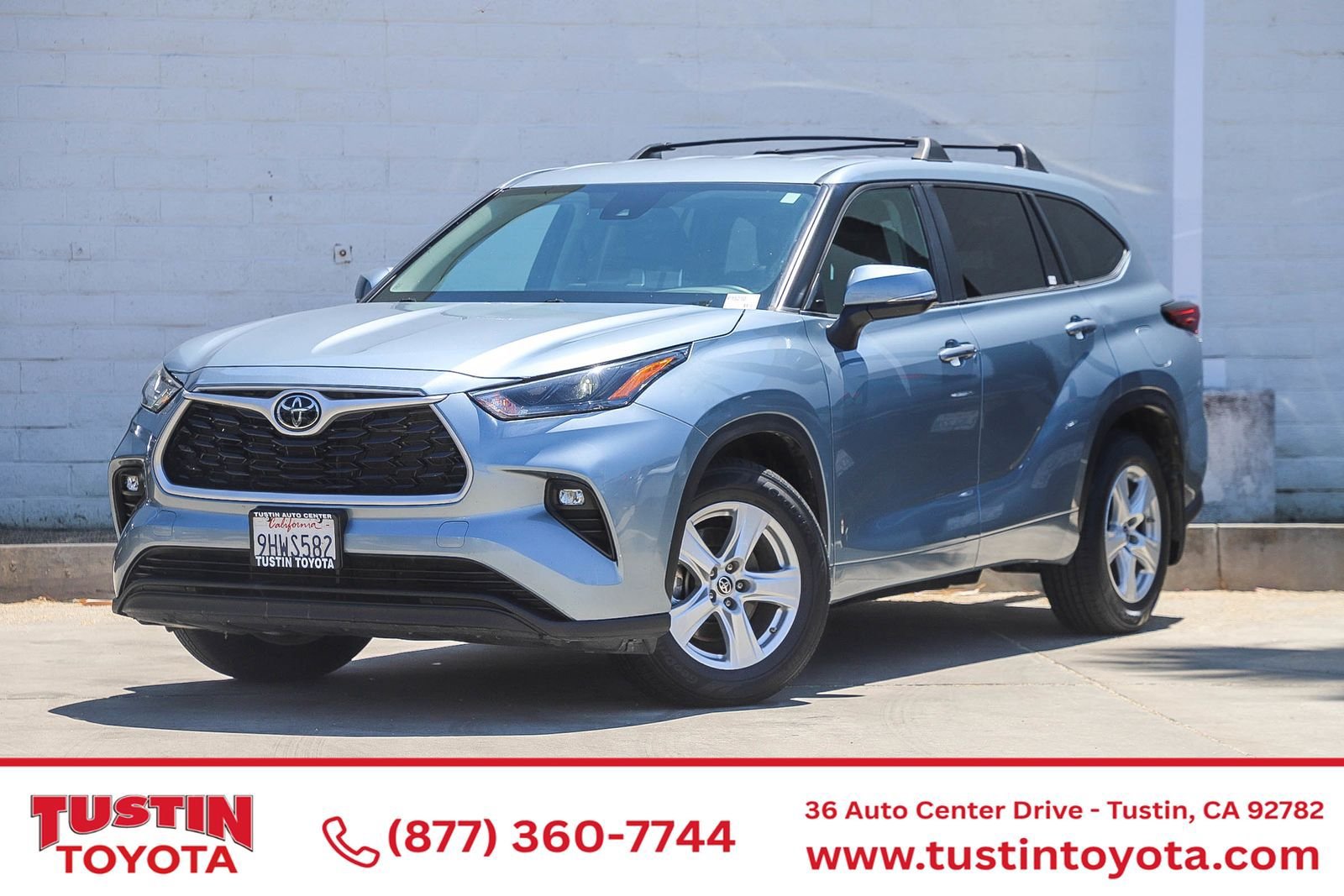 Used 2023 Toyota Highlander LE