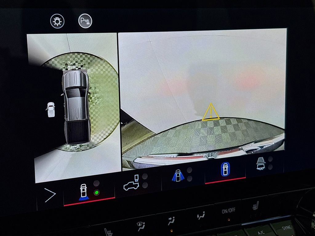 New 2025 GMC Canyon Elevation w/ Convenience Package image 14