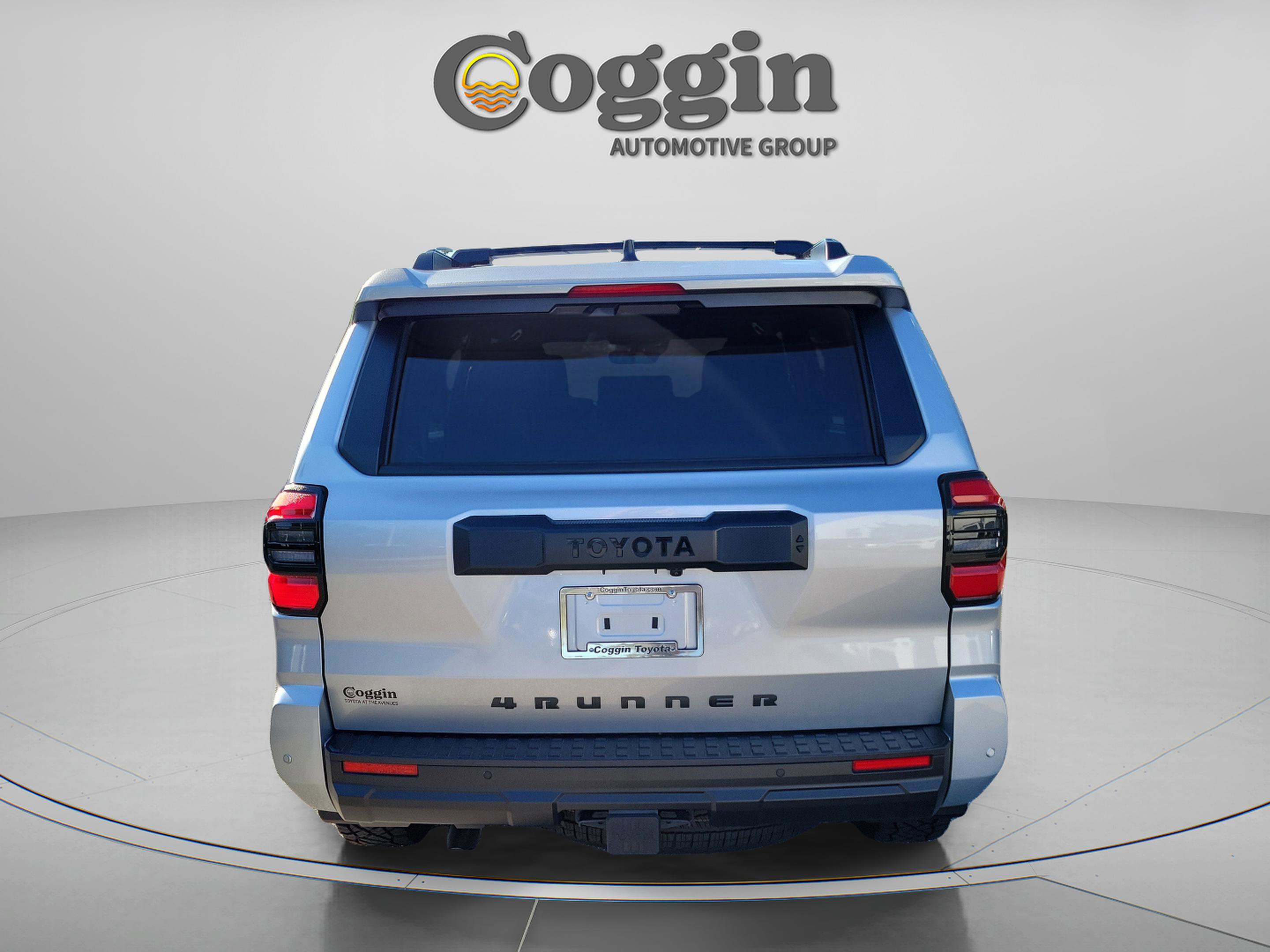Certified 2025 Toyota 4Runner TRD Off-Road Premium AWD/4WD image 3
