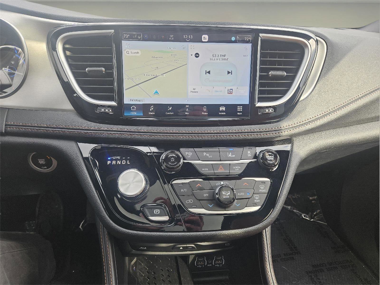 Used 2025 Chrysler Pacifica Pinnacle image 66