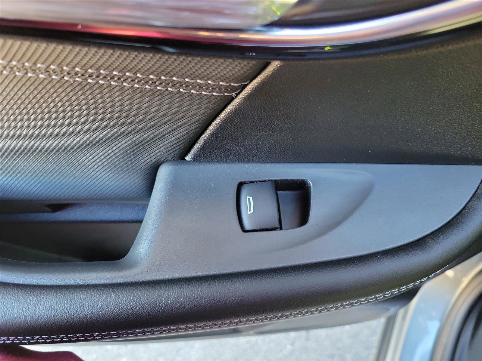 New 2026 Buick Envision Preferred image 16