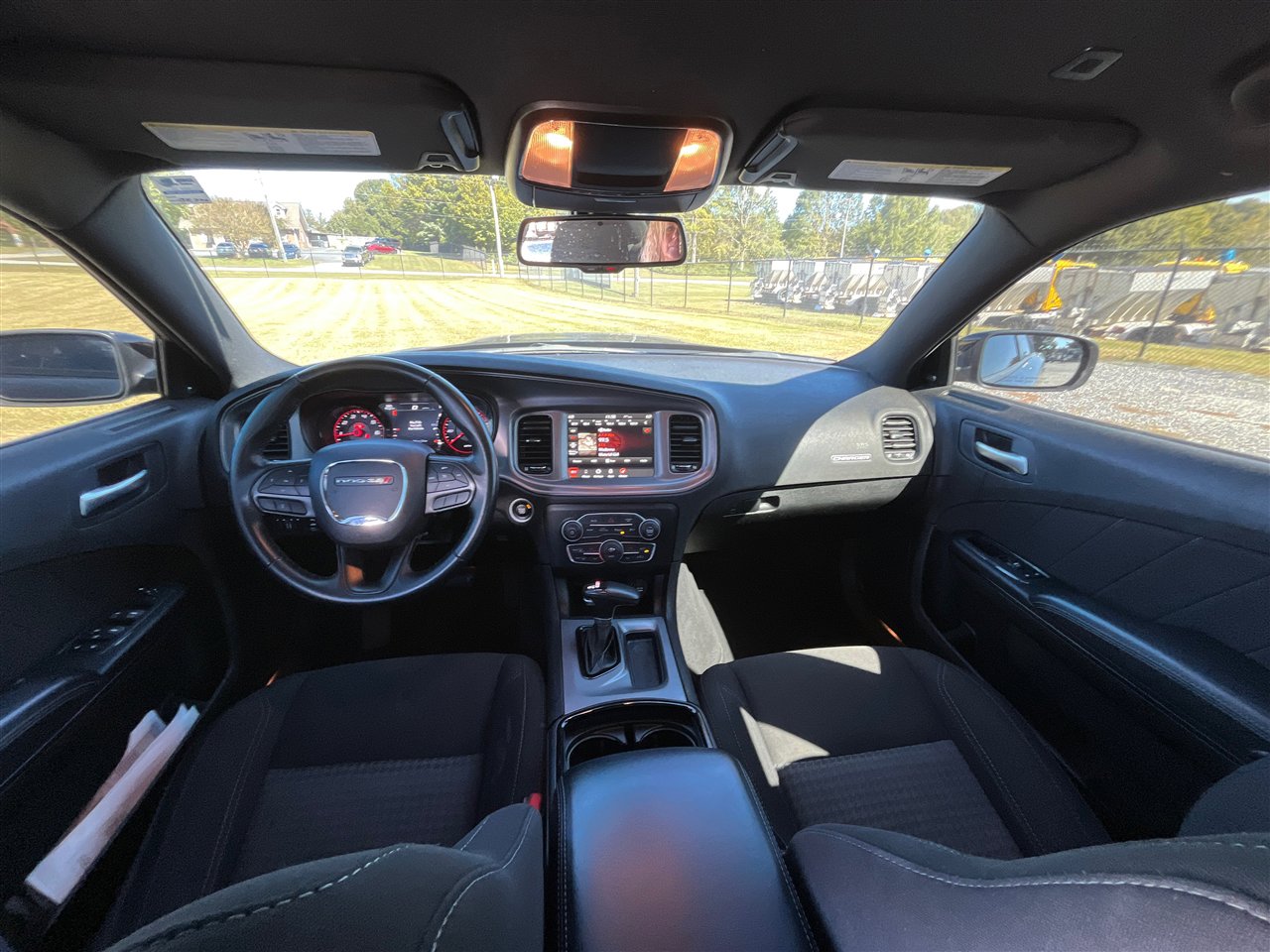 Used 2023 Dodge Charger SXT w/ Blacktop Package image 22