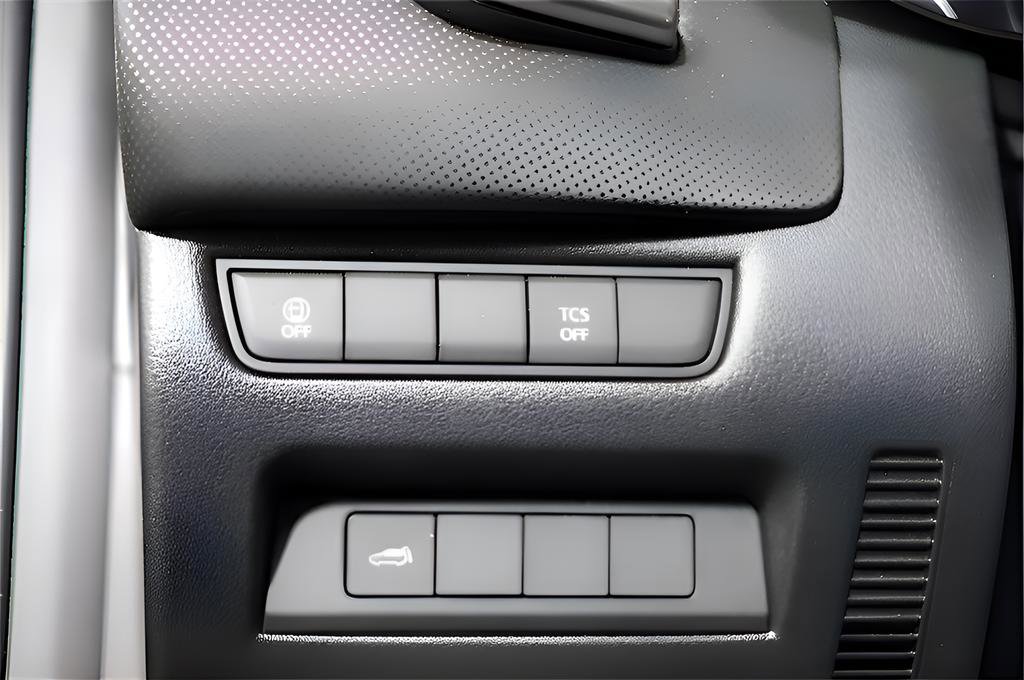 Used 2024 MAZDA CX-50 AWD 2.5 S w/ Premium Package image 38