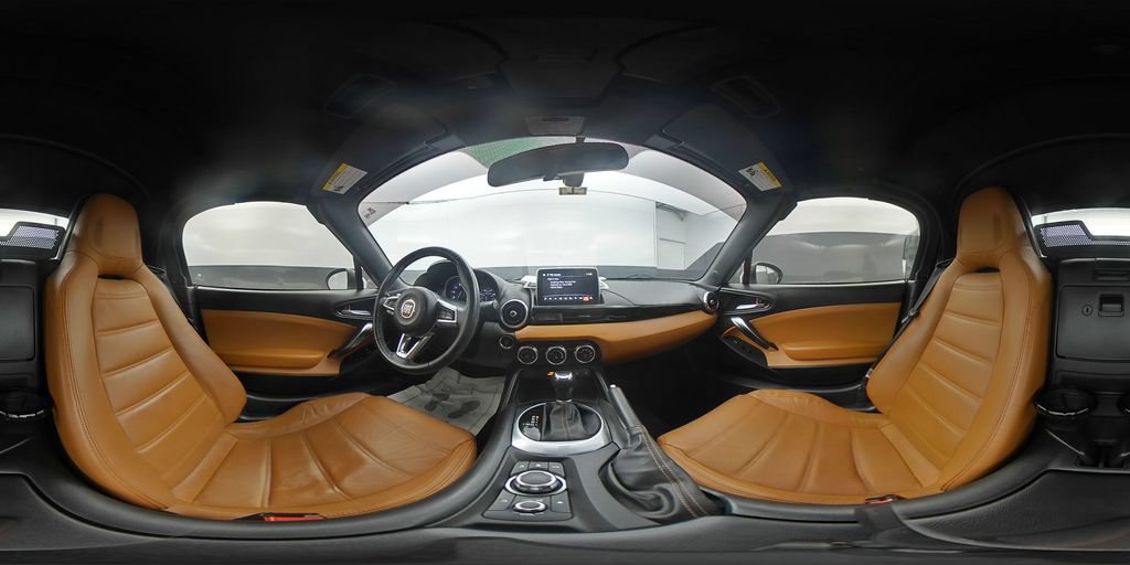 Used 2019 FIAT 124 Spider Lusso w/ Navigation & Sound Group RWD image 13