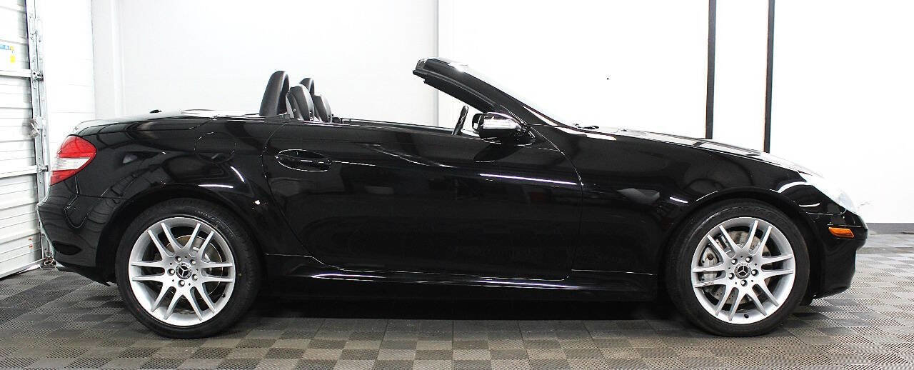 Used 2007 Mercedes-Benz SLK 350 image 2