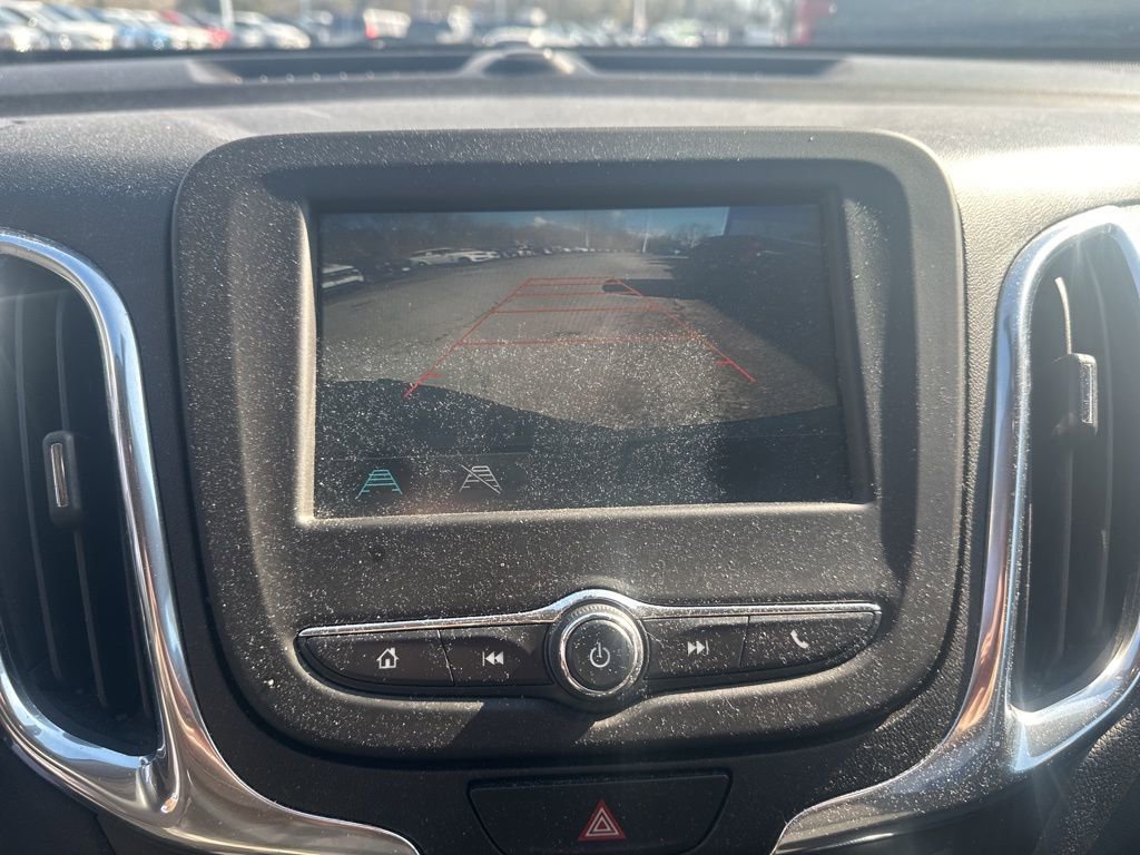 Used 2018 Chevrolet Equinox LT image 17