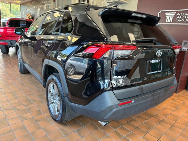 Used 2025 Toyota RAV4 XLE FWD image 4