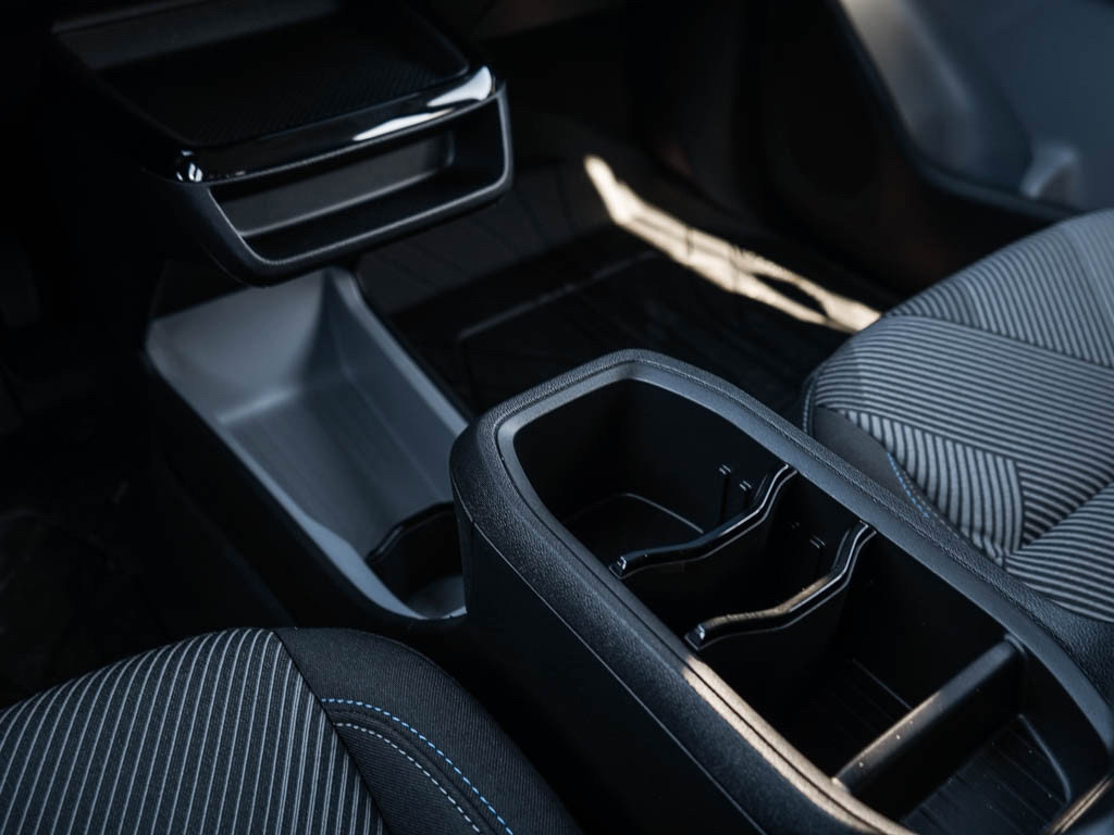 New 2027 Chevrolet Bolt LT w/ Comfort Package image 25