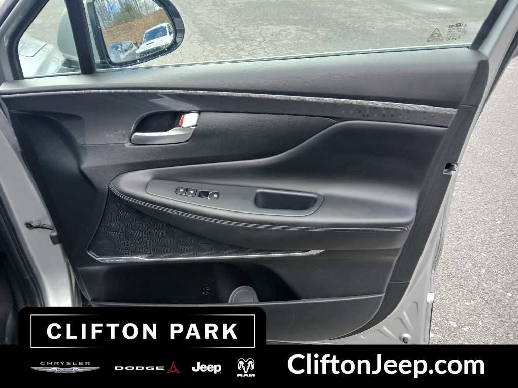 Used 2023 Hyundai Santa Fe SEL w/ Premium Package AWD/4WD image 16