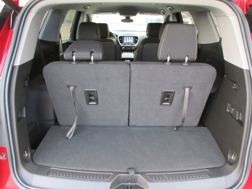 Certified 2023 GMC Acadia SLE w/ Driver Convenience Package image 10