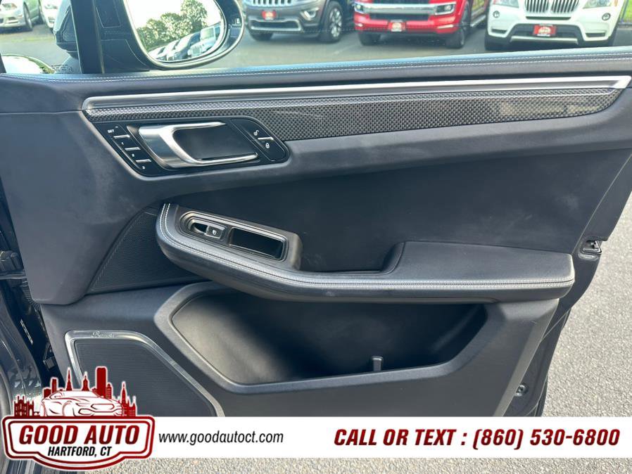 Used 2017 Porsche Macan GTS image 9