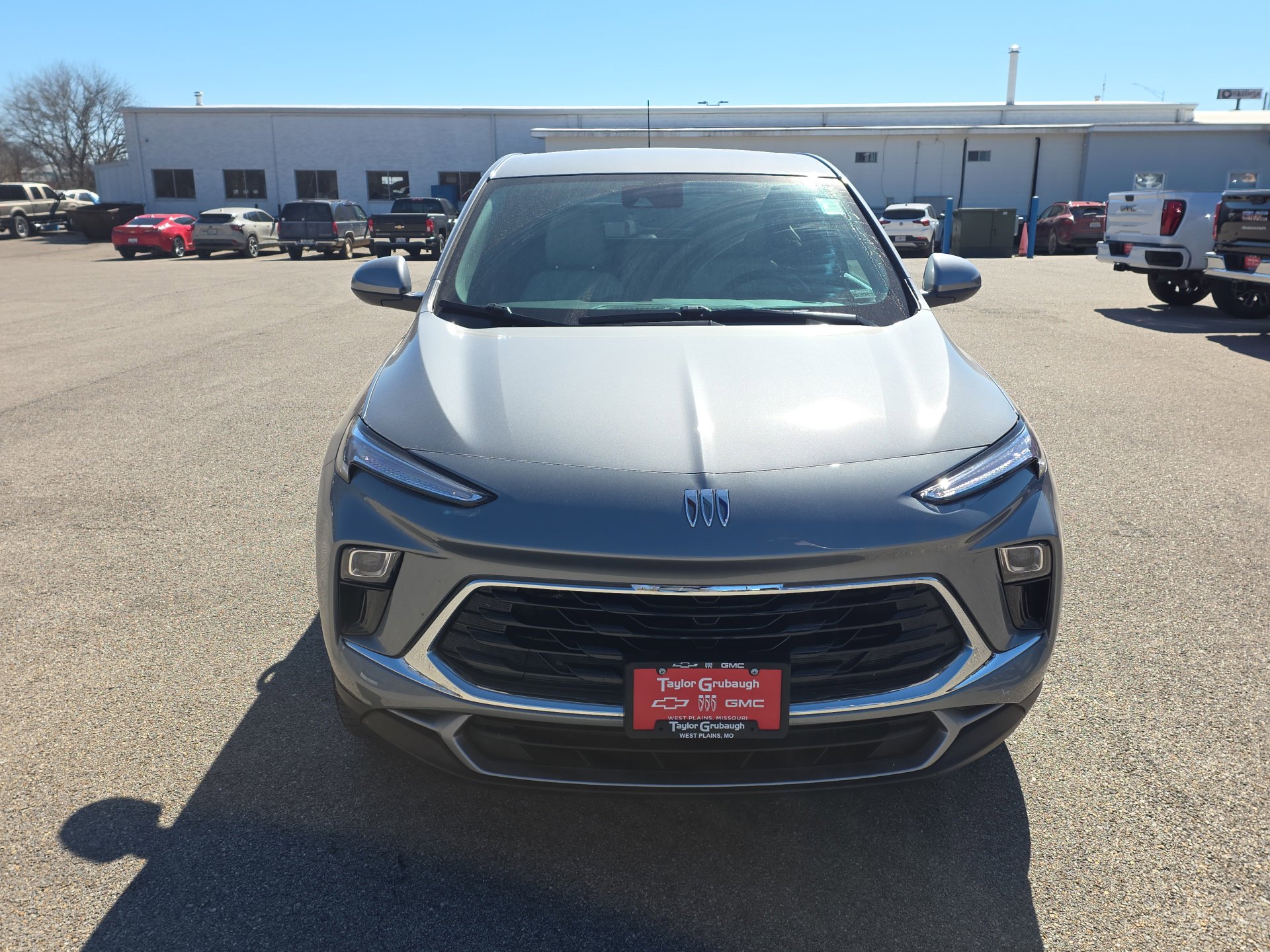 Certified 2025 Buick Encore GX Preferred w/ Comfort Package image 3