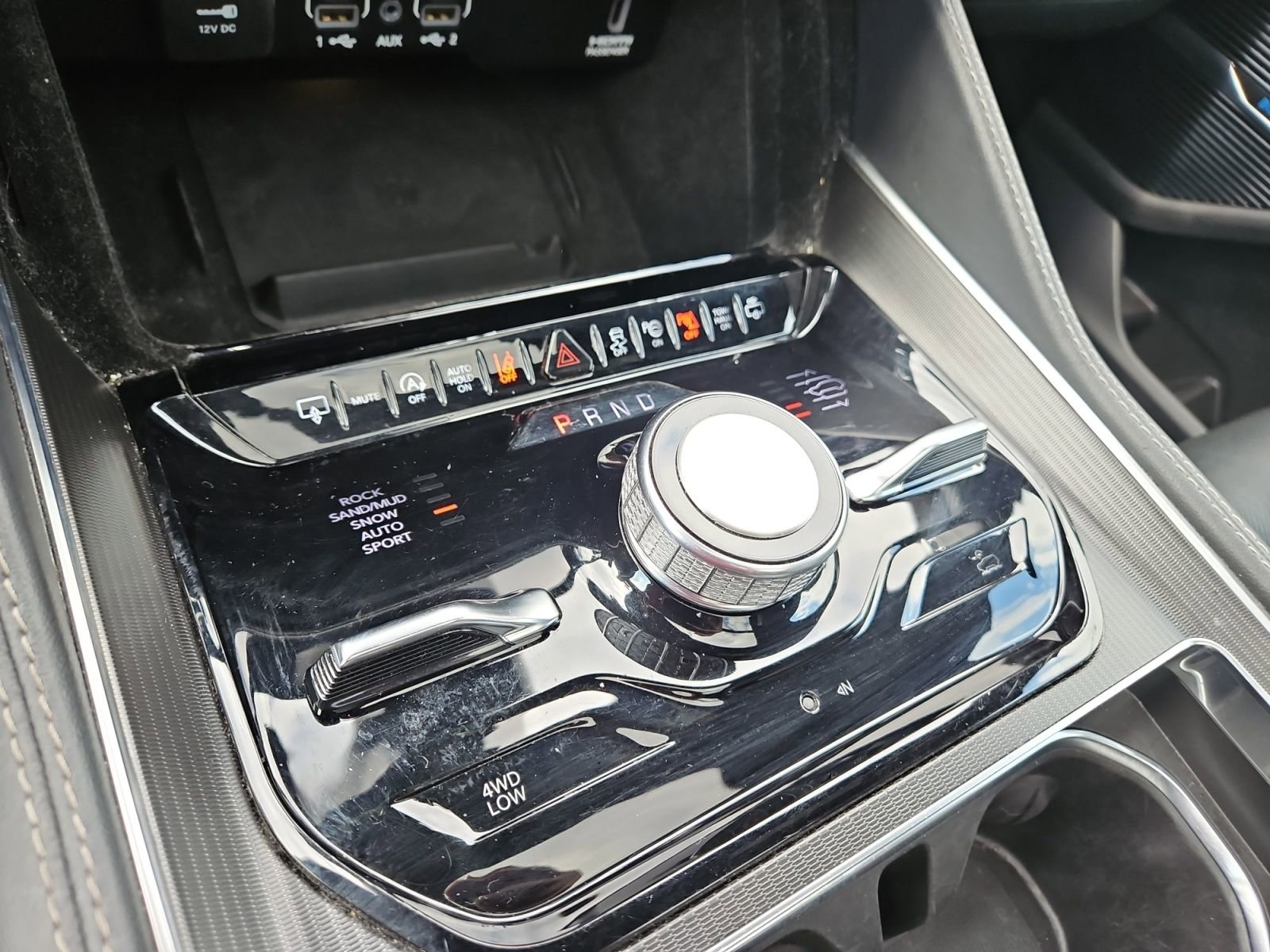 Used 2024 Jeep Grand Wagoneer Series II w/ Quick Order Packagew 28T image 28