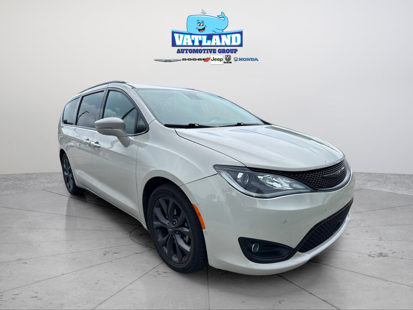 Certified 2020 Chrysler Pacifica Limited FWD image 20