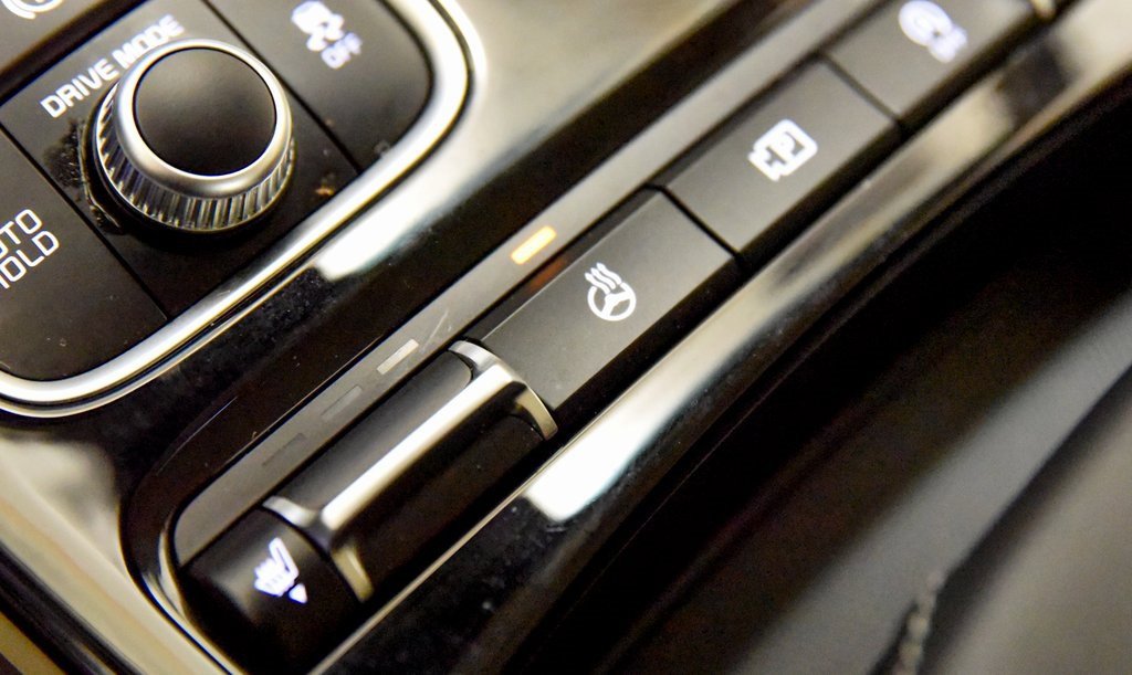 Used 2023 Kia Stinger GT-Line w/ Sun & Sound Package image 23