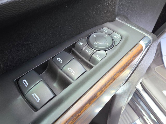Used 2020 Chevrolet Silverado 2500 High Country AWD/4WD image 37
