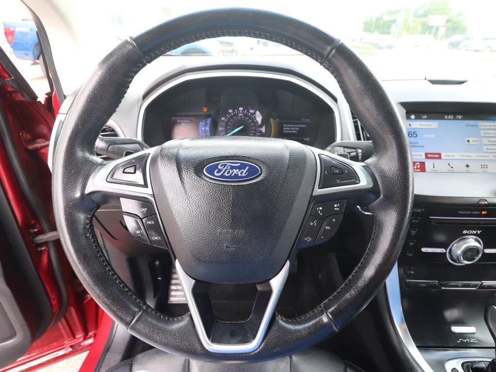 Used 2017 Ford Edge Titanium w/ Technology Package FWD image 17