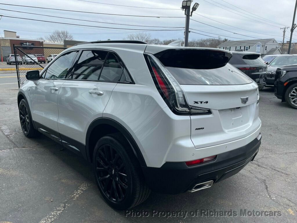 Used 2023 Cadillac XT4 Sport w/ LPO, Onyx Lite Package image 6