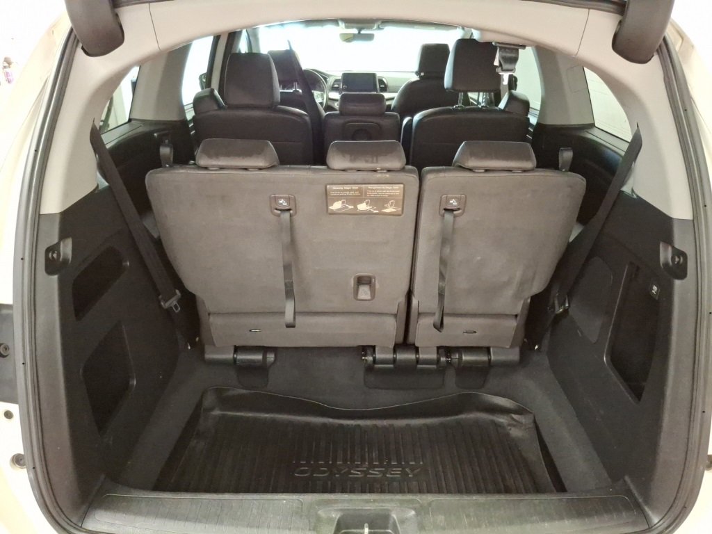 Used 2018 Honda Odyssey EX-L image 12