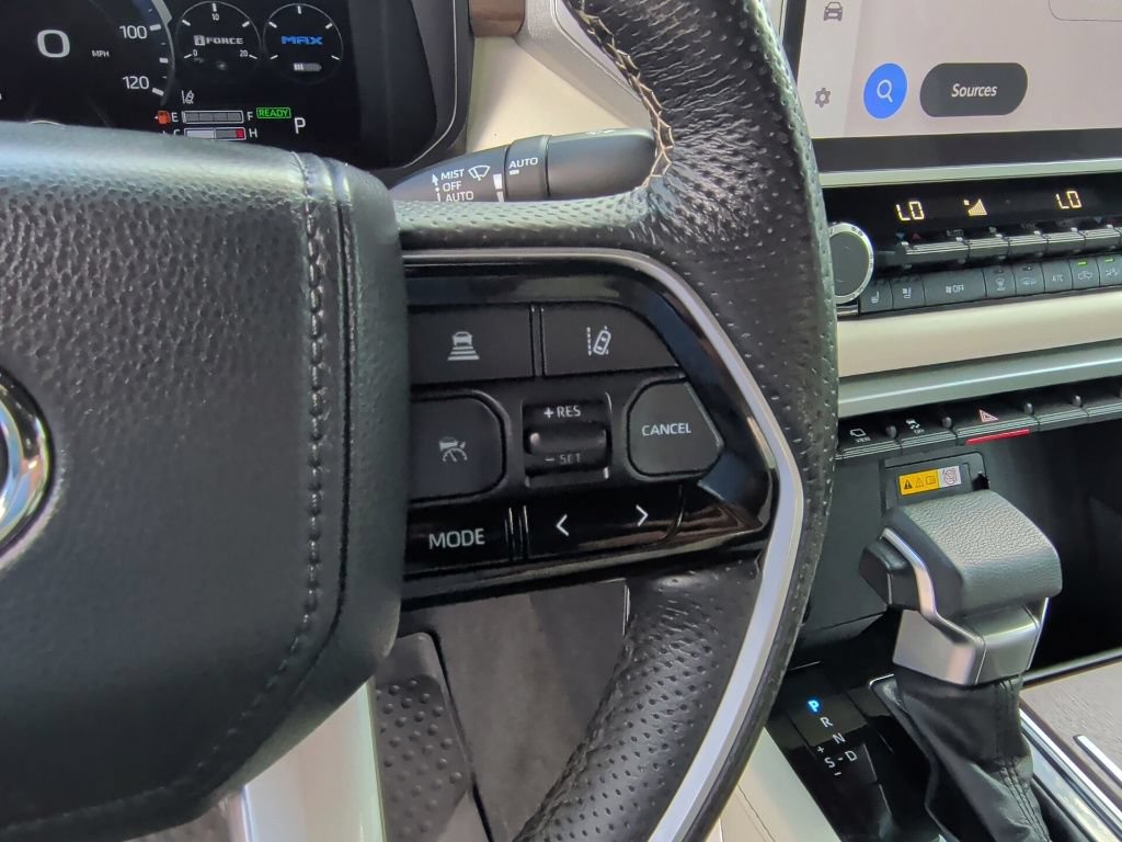 Used 2022 Toyota Tundra Capstone AWD/4WD image 19