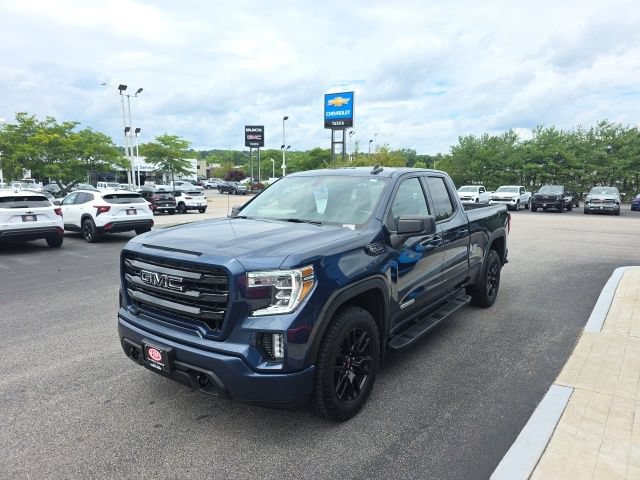 Used 2022 GMC Sierra 1500 Elevation w/ LPO, Elevation Black Package AWD/4WD image 6
