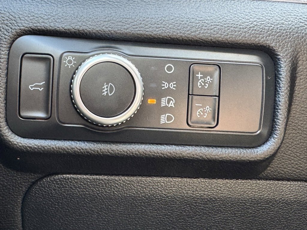 Used 2022 Ford Explorer Limited w/ Equipment Group 301A image 37