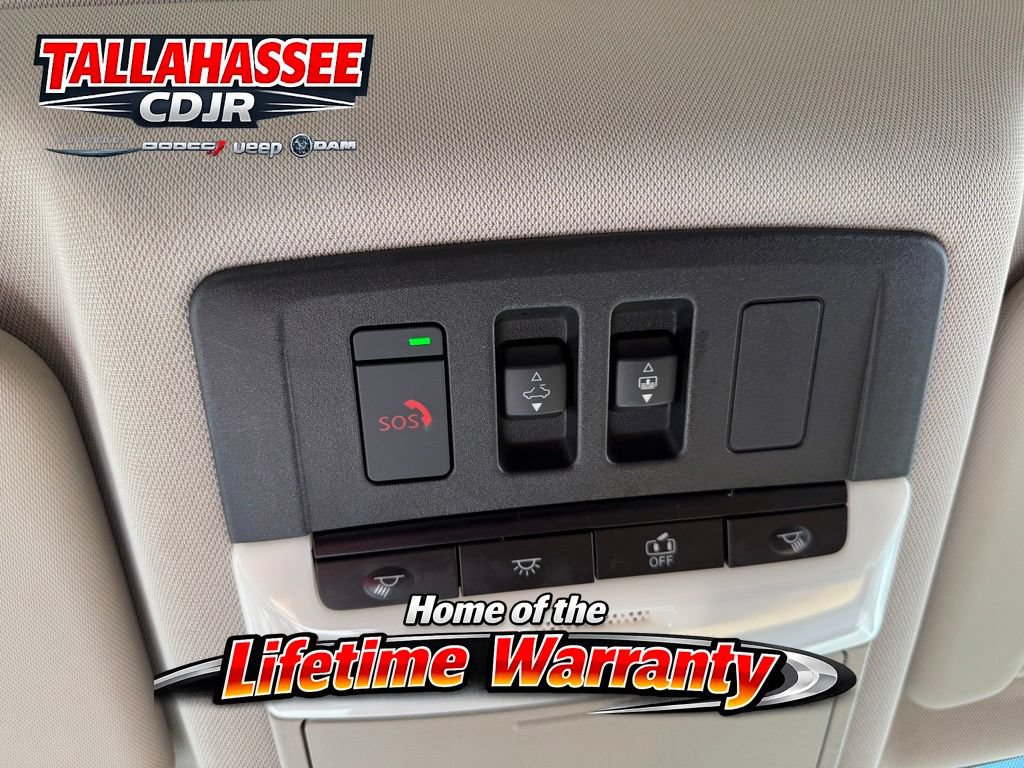 Used 2021 Nissan Rogue Platinum FWD image 19