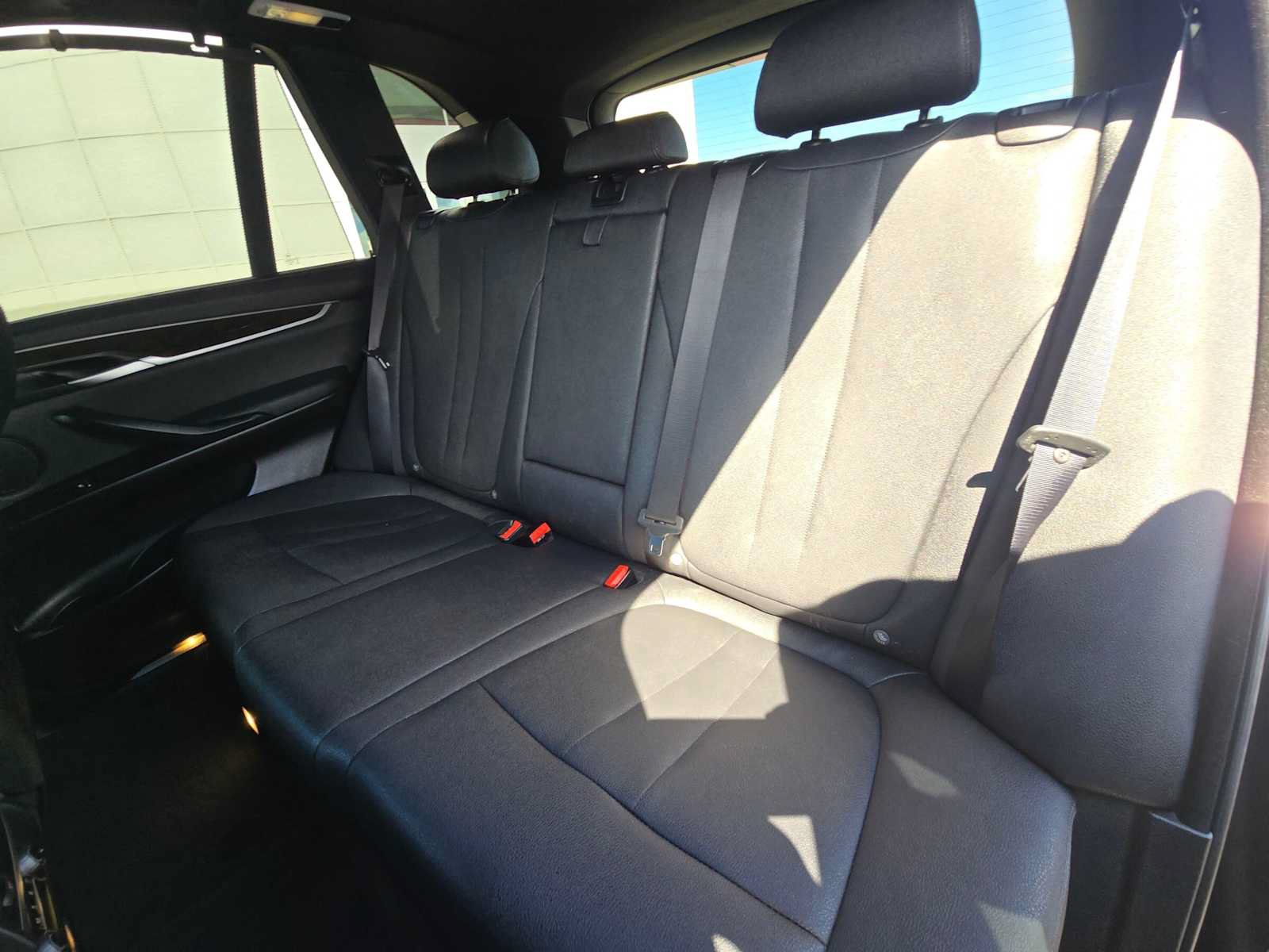 Used 2018 BMW X5 xDrive40e AWD/4WD image 17