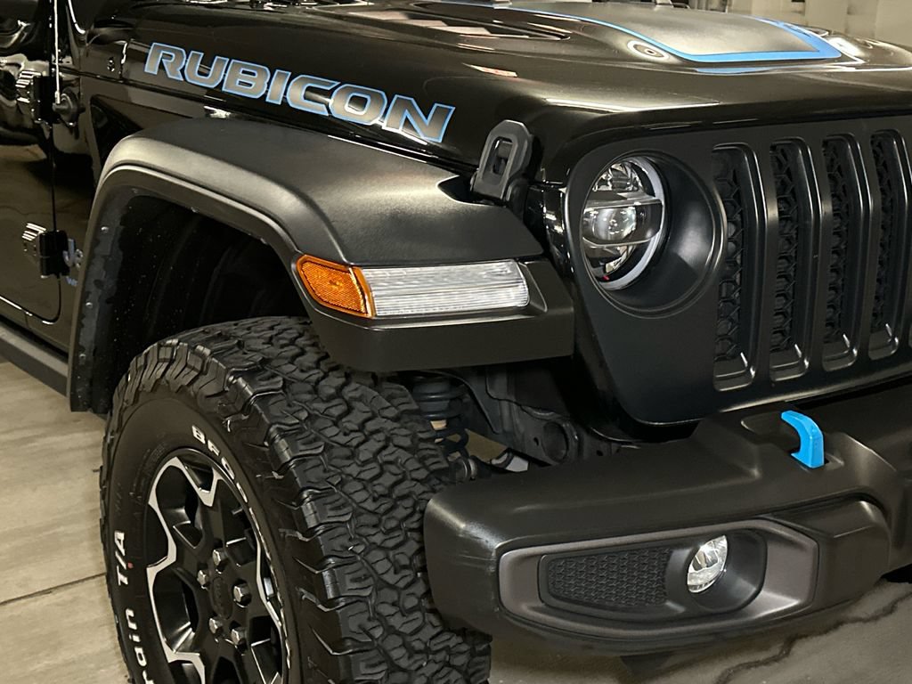 Used 2022 Jeep Wrangler Unlimited Rubicon 4xe w/ Cold Weather Group AWD/4WD image 9