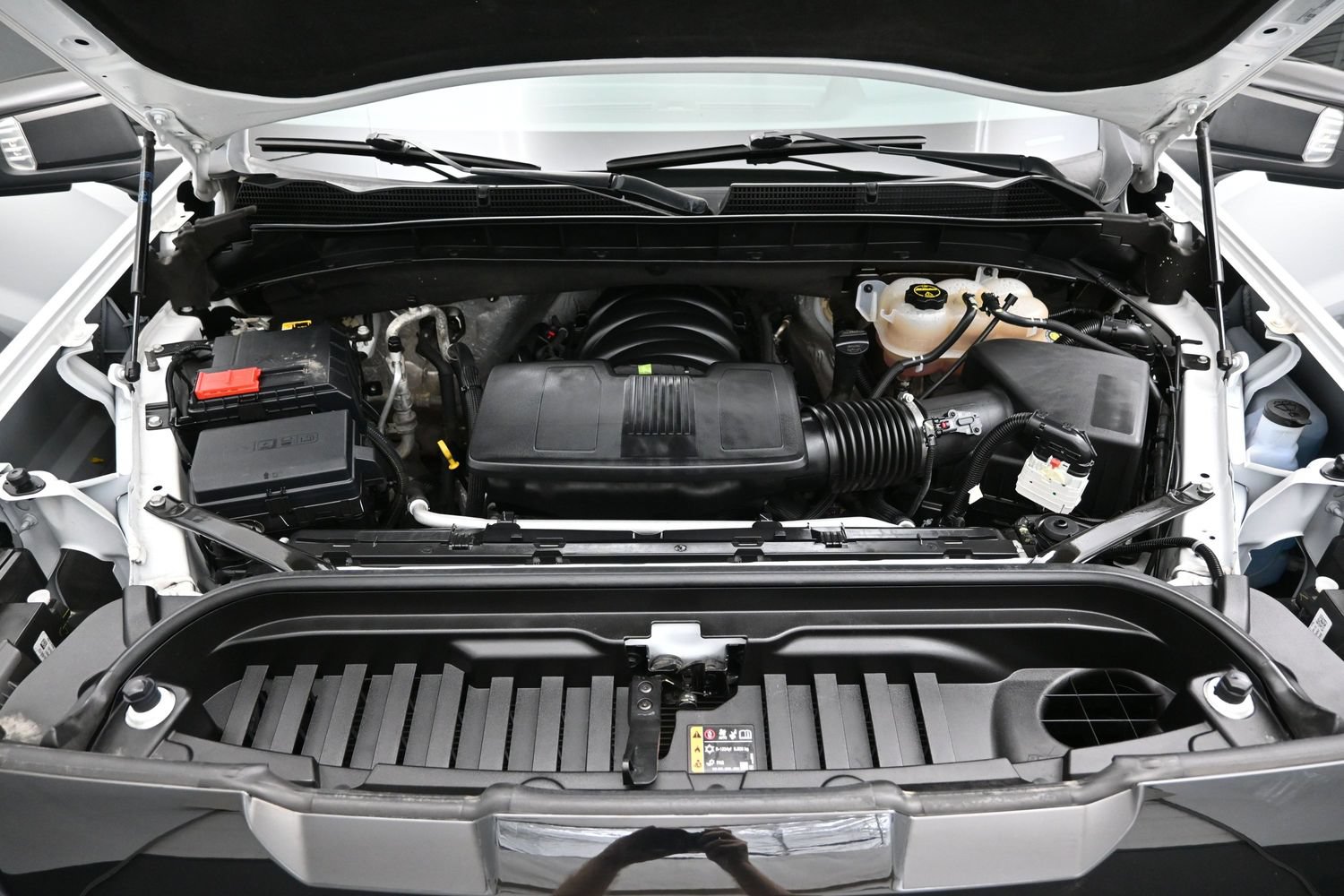 Used 2024 GMC Sierra 1500 AT4X AWD/4WD image 8