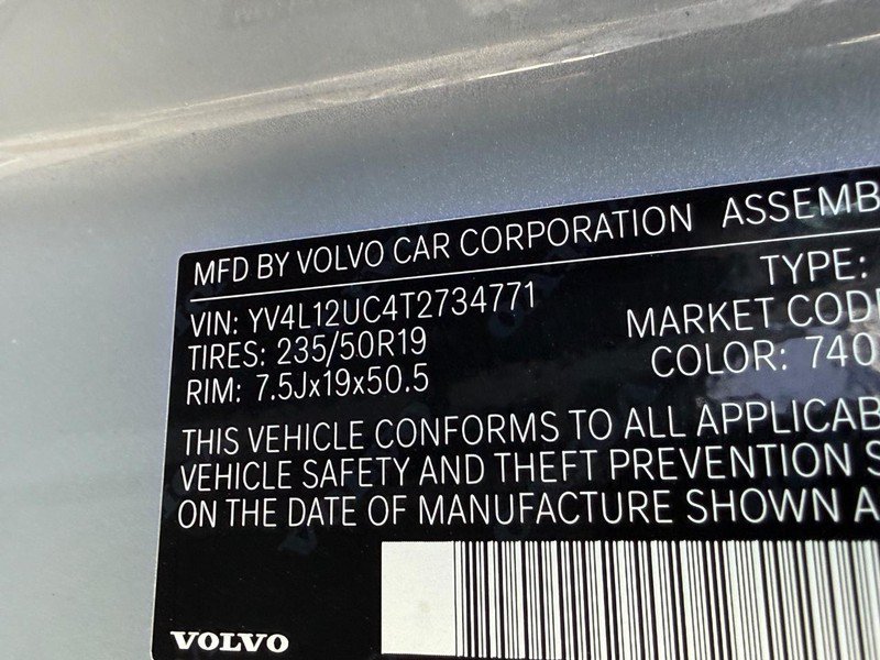 Used 2026 Volvo XC40 B5 Plus AWD/4WD image 23
