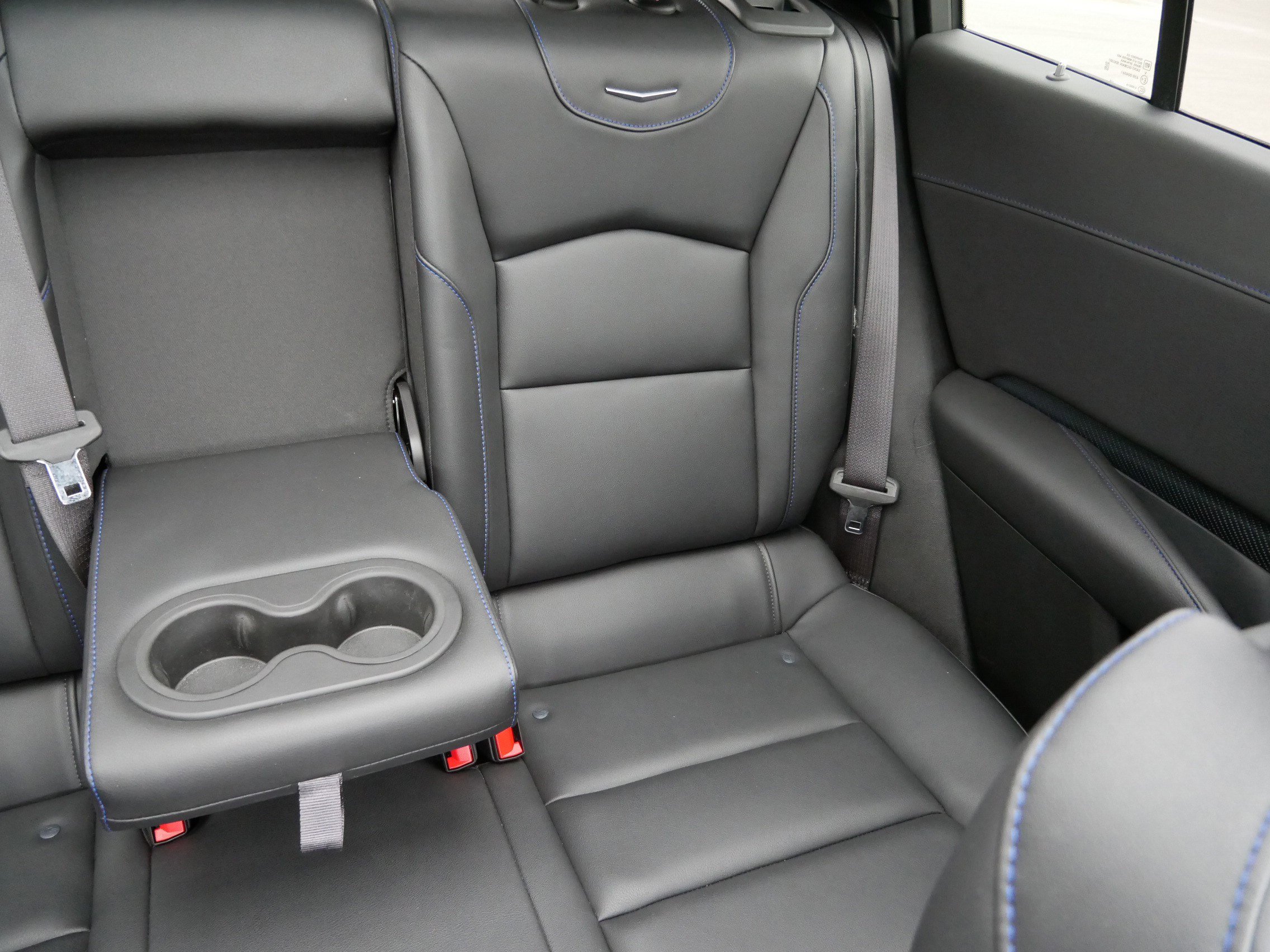 Used 2024 Cadillac XT4 Sport image 14