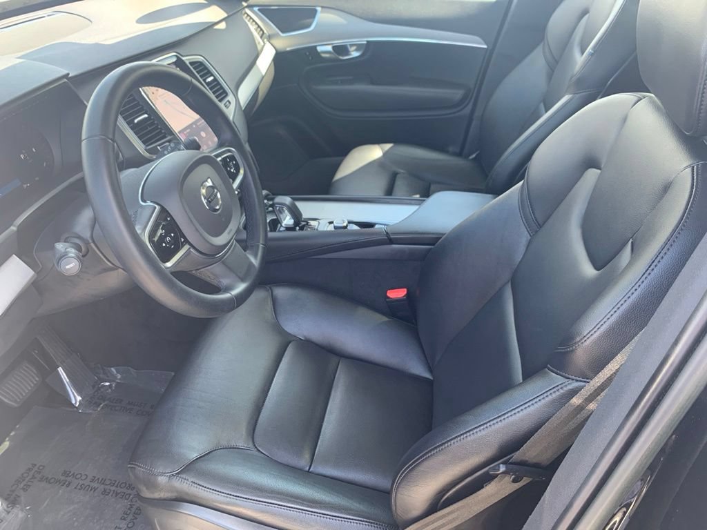 Used 2023 Volvo XC90 B5 Core w/ Protection Package Premier AWD/4WD image 14