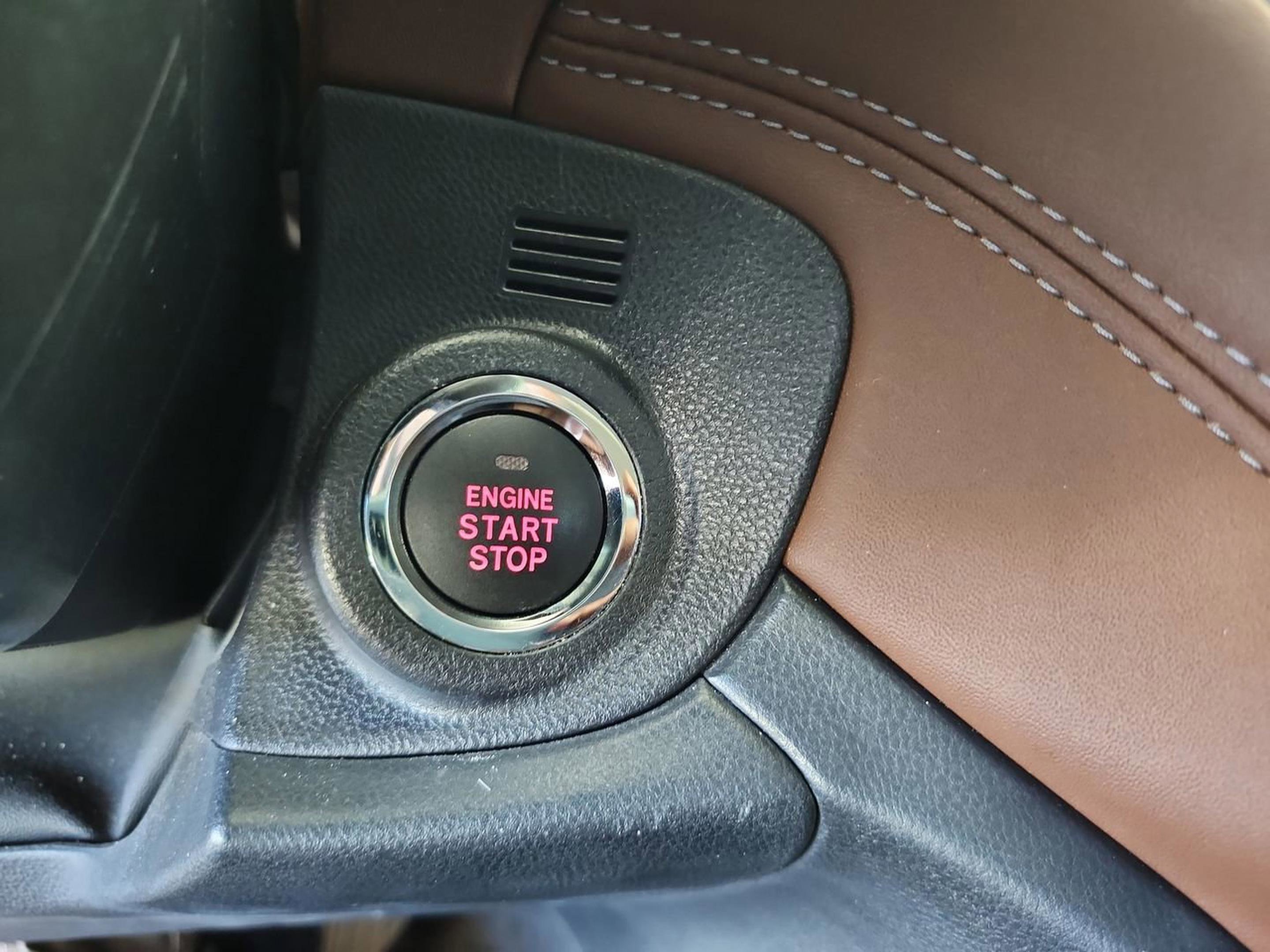 Used 2021 Subaru Outback Touring XT image 24