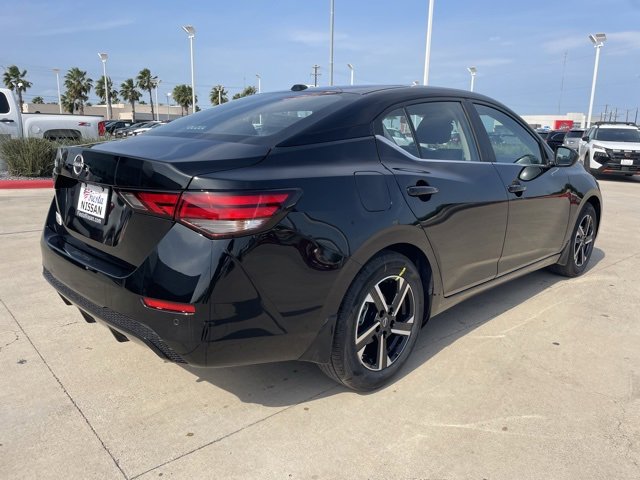 New 2025 Nissan Sentra SV w/ Trunk Package image 4