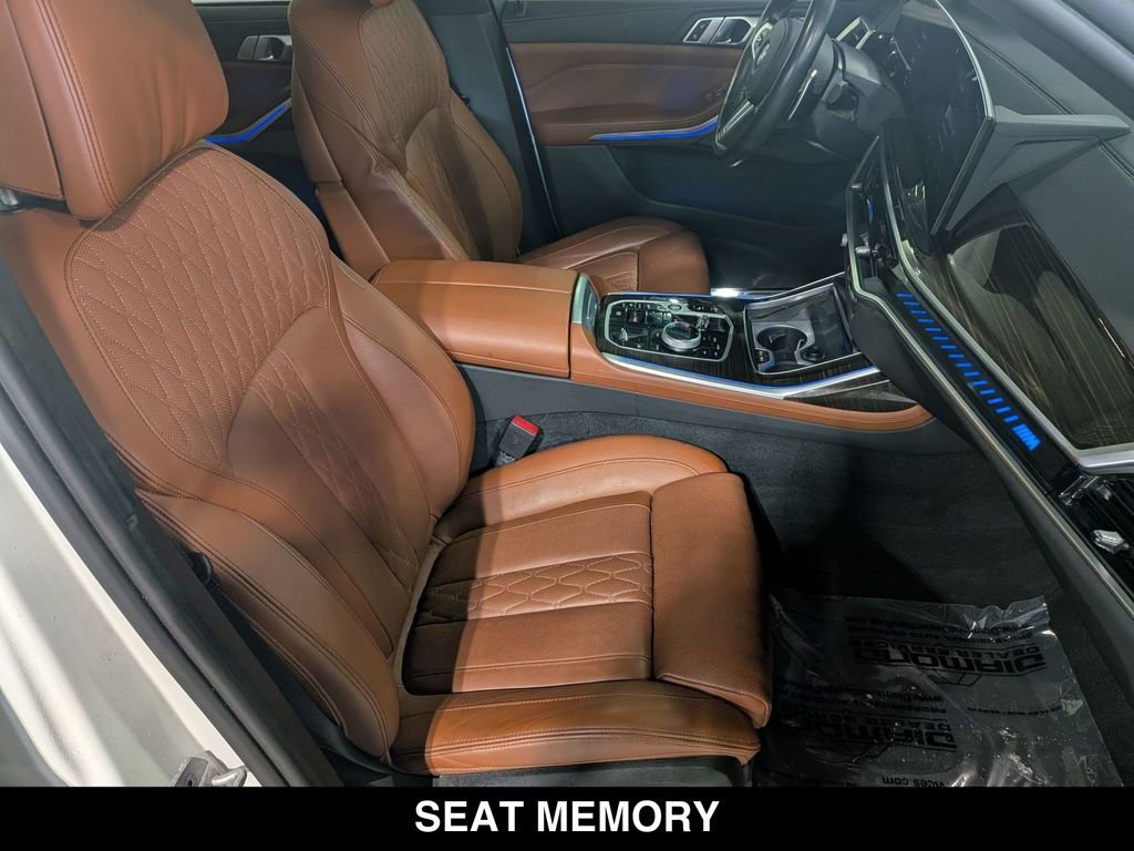 Certified 2023 BMW X7 M60i w/ Executive Package image 31